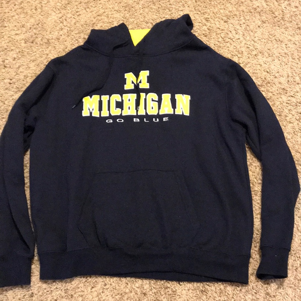 Never worn-Men’s XL University of Michigan hoodie